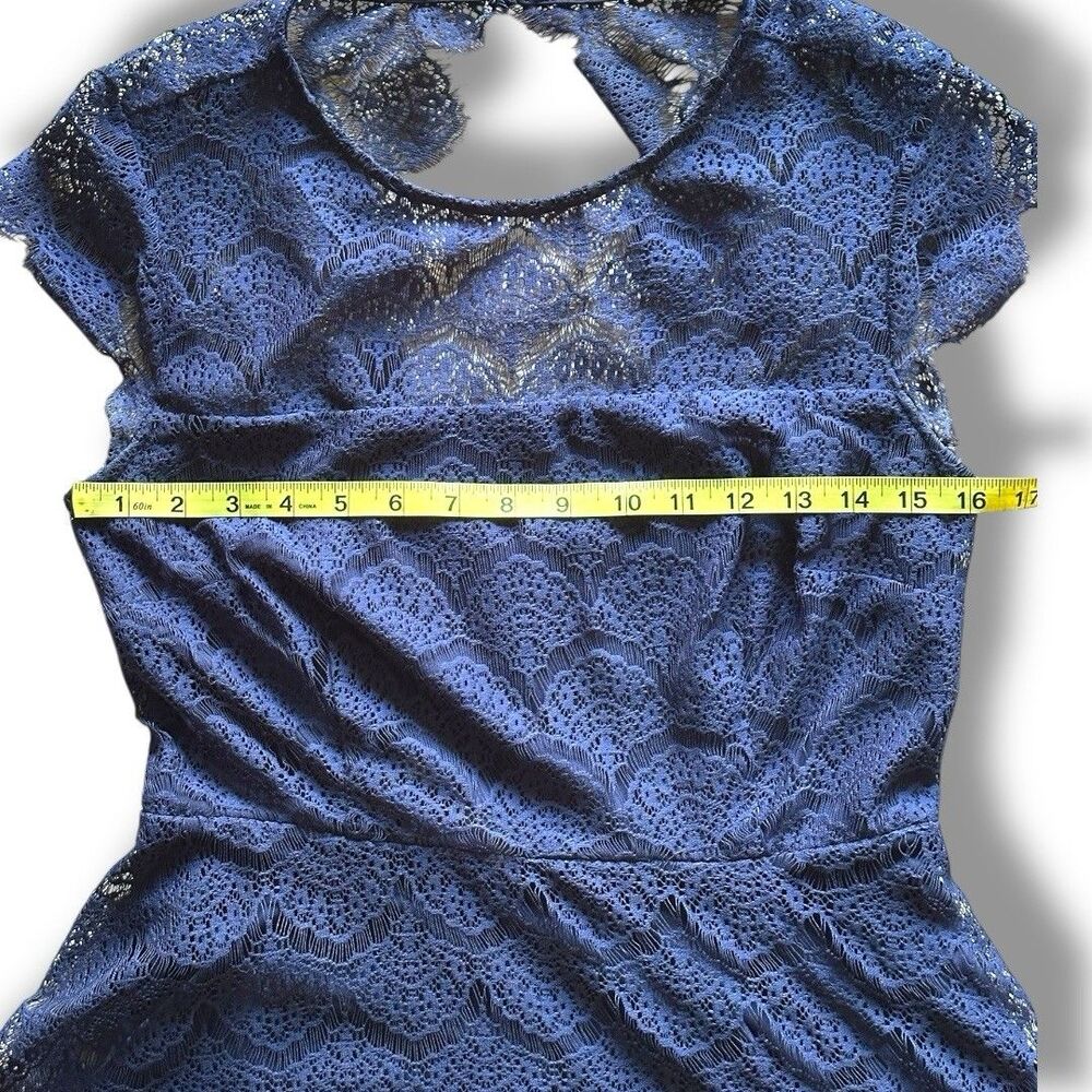 Kensie  Navy Blue Scalloped Lace Dress Size 6 Natural Waist - Picture 10 of 10